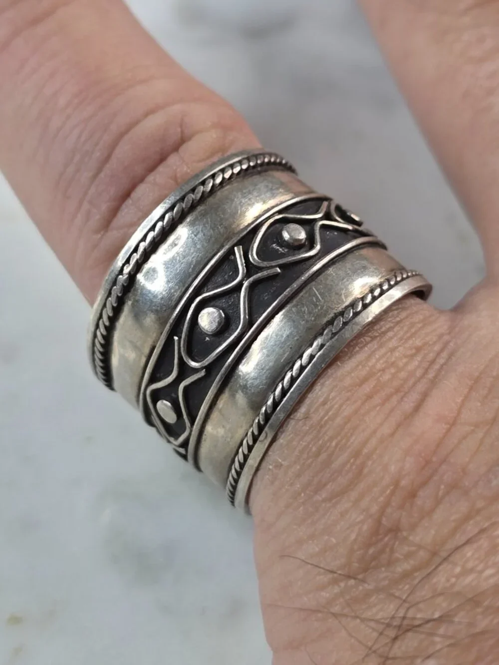 Womens Vintage Estate Sterling Silver Southwestern Ring 4.2g E622